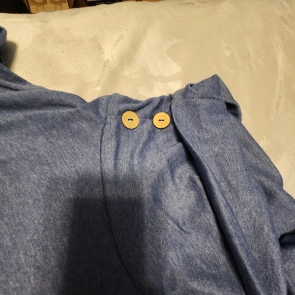 Cowl Neck Pocketed Sweater Sweatshirt Blue Trendy Unique Comfy XL NEVER WORN - Picture 8 of 9